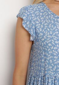 Born2be - Niebieska Bawełniana Sukienka o Rozkloszowanym Kroju z Falbanką Anettes. Kolor: niebieski. Materiał: bawełna. Długość rękawa: krótki rękaw. Typ sukienki: rozkloszowane. Styl: klasyczny #6