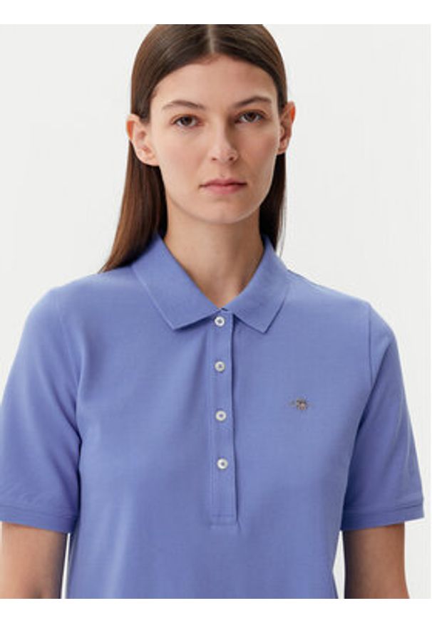 GANT - Gant Sukienka codzienna Shield 4201529 Niebieski Regular Fit. Okazja: na co dzień. Kolor: niebieski. Materiał: bawełna. Typ sukienki: proste. Styl: casual