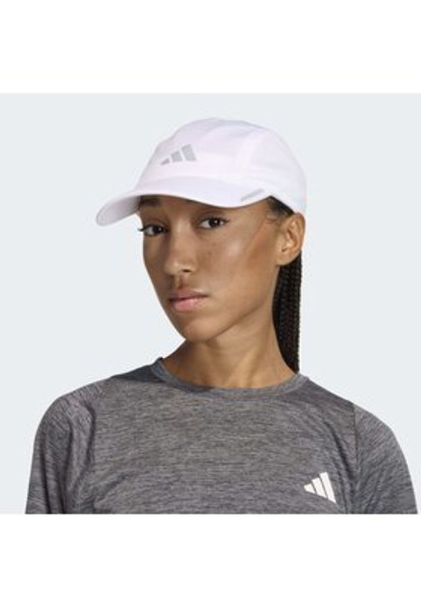 Adidas - adidas Czapka z daszkiem JZ0505 Biały. Kolor: biały. Materiał: poliester