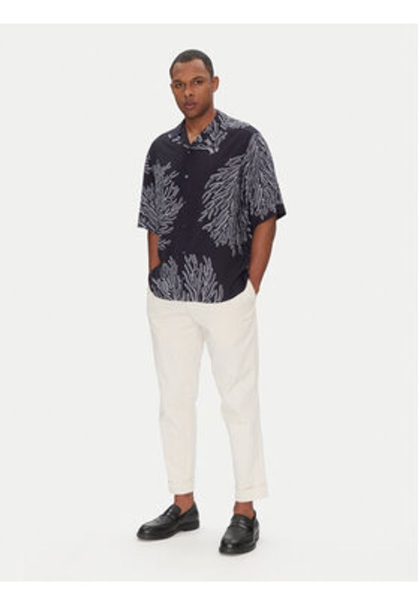 BOSS Koszula Lapisy_M 50538280 Granatowy Relaxed Fit. Kolor: niebieski. Materiał: wiskoza