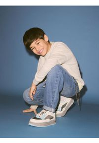 Reserved - Jeansy carrot z łańcuchem i bandaną - niebieski. Kolor: niebieski #1