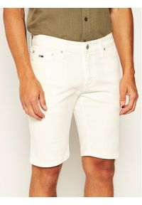 Szorty jeansowe Tommy Jeans. Kolor: biały #1