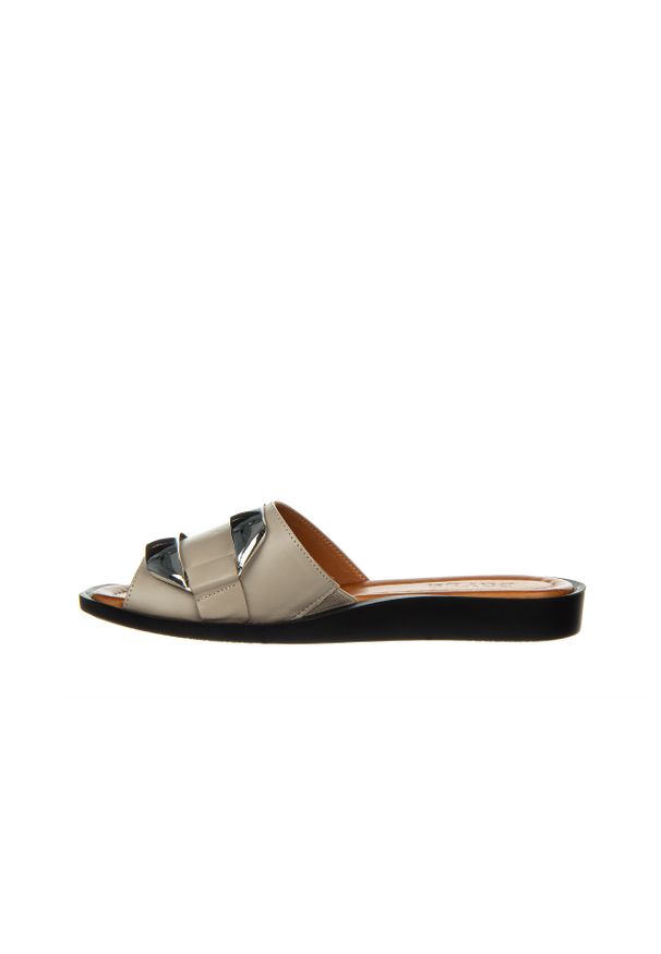 Klapki Bayla-161 037 34 04 Hat 161450, Szary, Skóra naturalna. Okazja: na co dzień. Kolor: szary. Materiał: skóra. Wzór: aplikacja. Sezon: lato. Obcas: na obcasie. Styl: casual, elegancki. Wysokość obcasa: średni