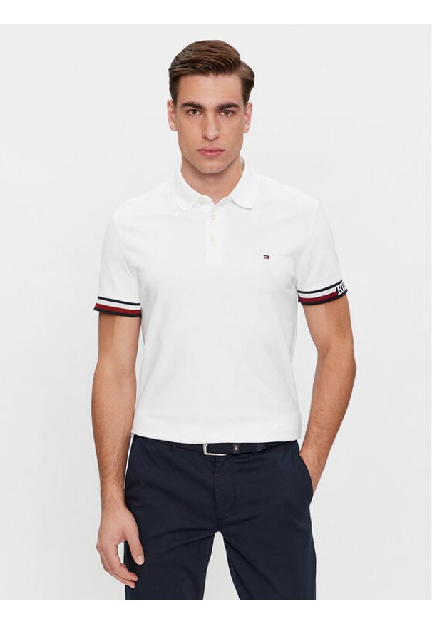 TOMMY HILFIGER - Tommy Hilfiger Polo Monotype Flag MW0MW33585 Biały Slim Fit. Typ kołnierza: polo. Kolor: biały. Materiał: bawełna, wiskoza