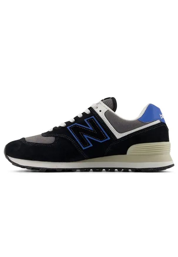 New Balance U574QRB Sneakersy męskie. Okazja: na co dzień. Kolor: czarny. Materiał: zamsz, guma, materiał, syntetyk. Szerokość cholewki: normalna. Model: New Balance 574
