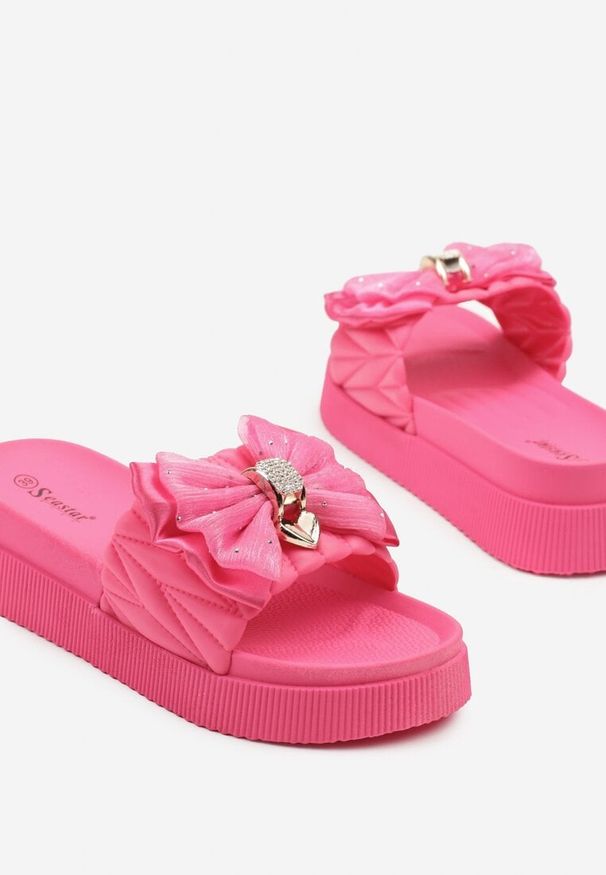 Born2be - Fuksjowe Klapki na Grubej Podeszwie z Ozdobną Kokardą Kinnela. Kolor: różowy. Styl: elegancki, glamour