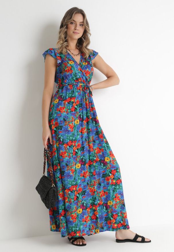 Born2be - Niebieska Sukienka Oceshi. Typ kołnierza: kołnierz z falbankami, kokarda. Kolor: niebieski. Materiał: materiał. Wzór: kwiaty. Typ sukienki: kopertowe. Długość: maxi