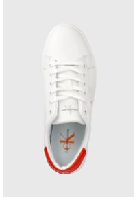 Calvin Klein Jeans buty kolor biały. Nosek buta: okrągły. Zapięcie: sznurówki. Kolor: biały. Materiał: tworzywo sztuczne, włókno #3