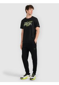 4f - 4F T-shirt regular z nadrukiem męski 4F x Robert Lewandowski - czarny S. Okazja: na co dzień. Kolor: czarny. Materiał: materiał, bawełna. Wzór: nadruk. Styl: sportowy, casual #2
