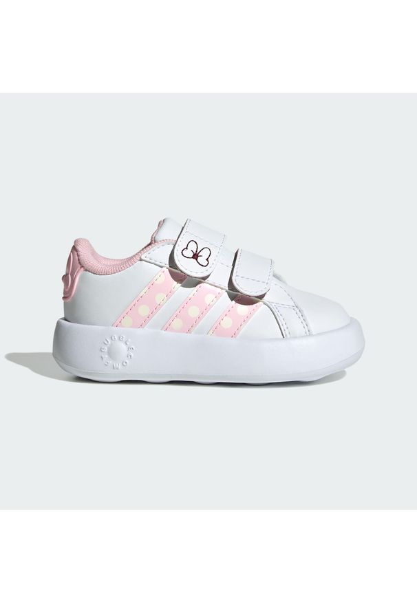 Adidas - Pantofelki dla dzieci adidas x Disney Minnie Mouse Grand. Kolor: różowy, biały, wielokolorowy. Wzór: motyw z bajki. Sport: turystyka piesza