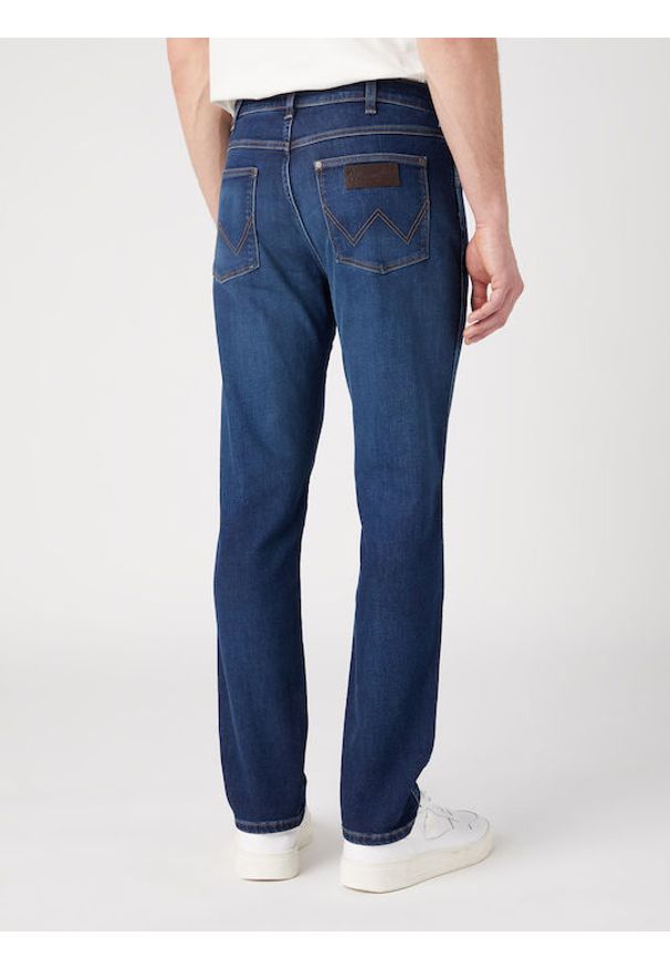 Wrangler - WRANGLER LARSTON MĘSKIE SPODNIE JEANSOWE GREEN FUZZ W18SMQ350