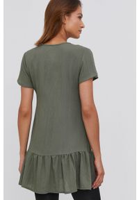 Answear Lab Sukienka kolor zielony mini rozkloszowana. Kolor: zielony. Materiał: tkanina. Długość rękawa: krótki rękaw. Wzór: gładki. Typ sukienki: rozkloszowane. Styl: wakacyjny. Długość: mini