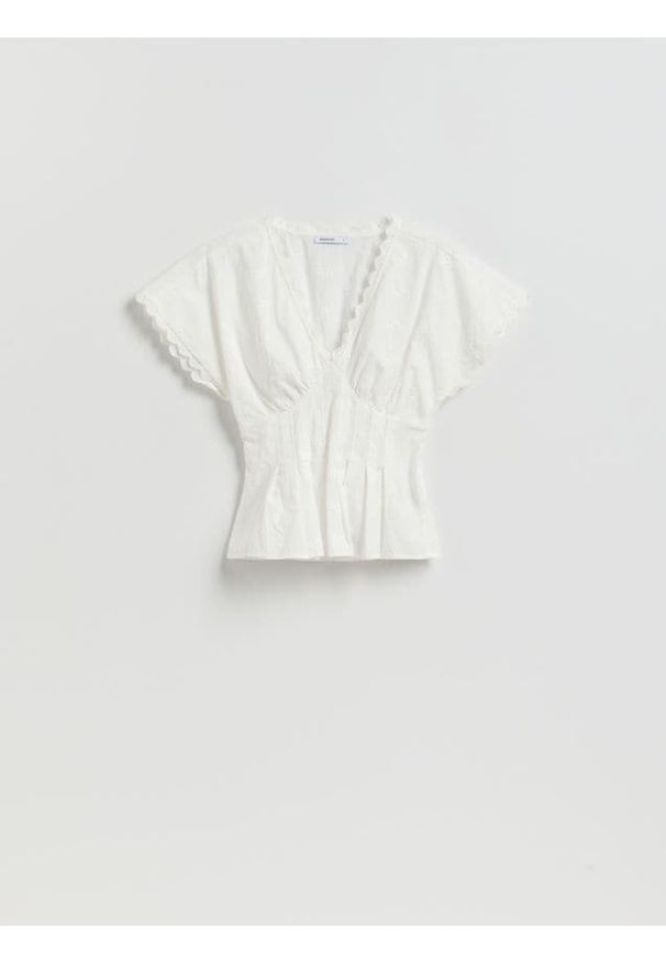 Reserved - Taliowana bluzka - biały. Kolor: biały. Materiał: bawełna