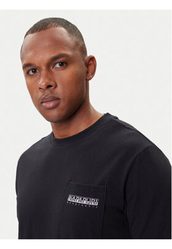 Napapijri T-Shirt S-Fanes NP0A88SE Czarny Regular Fit. Kolor: czarny. Materiał: bawełna