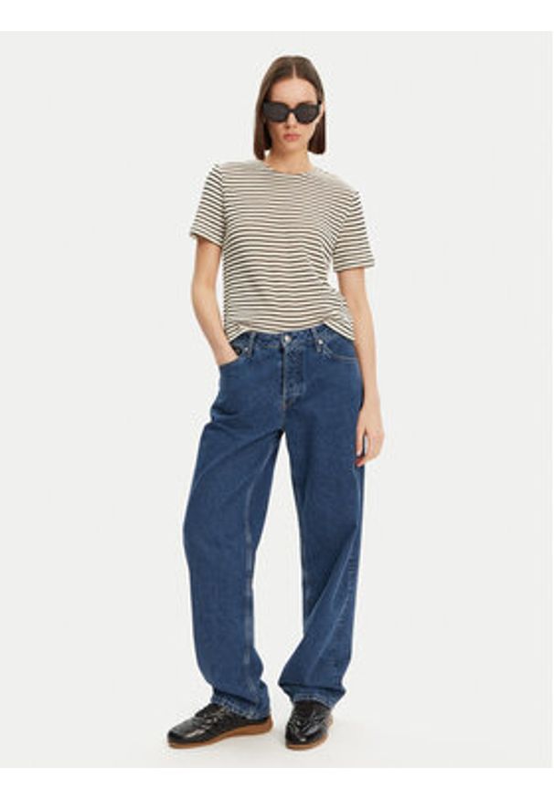 Pieces T-Shirt Manilla 17155073 Écru Loose Fit. Kolor: kremowy. Materiał: bawełna