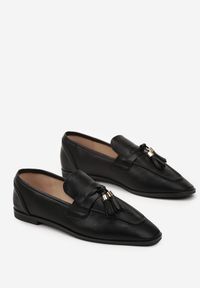 Renee - Czarne Mokasyny Typu Loafersy z Metaliczną Klamerką Akovia. Kolor: czarny. Styl: elegancki, vintage