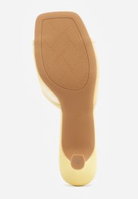 Born2be - Żółte Siateczkowe Klapki na Szpilce Ozdobione Kokardą Vikisae. Okazja: na co dzień. Kolor: żółty. Materiał: jeans. Wzór: aplikacja. Obcas: na szpilce. Styl: casual #8