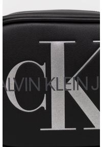 Calvin Klein Jeans Torebka kolor czarny. Kolor: czarny. Rodzaj torebki: na ramię #5