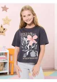 Sinsay - Koszulka z błyszczącym nadrukiem - szary. Kolor: szary. Wzór: nadruk #1