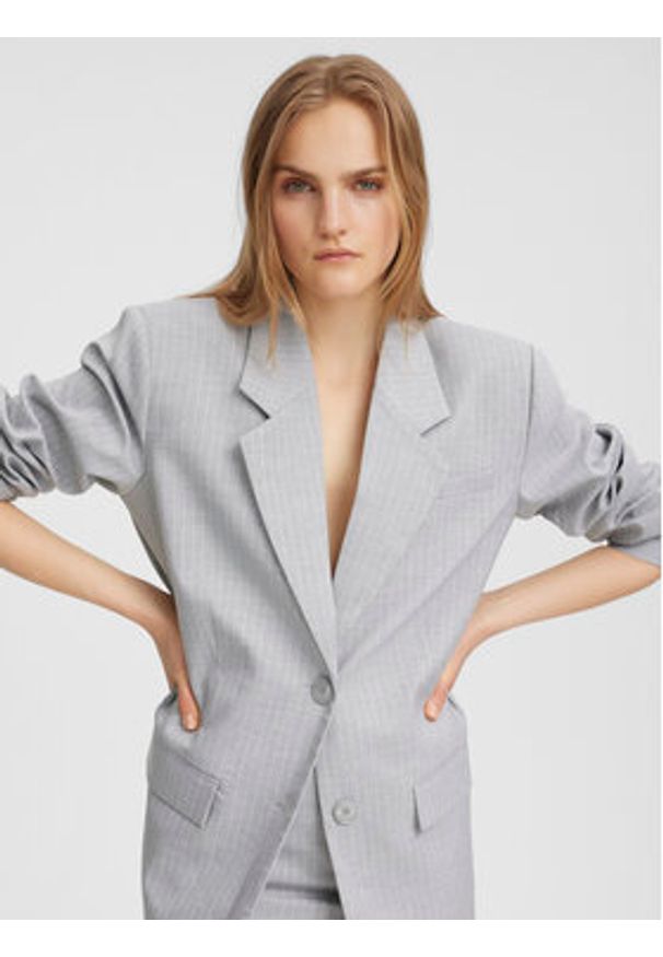 GESTUZ - Gestuz Marynarka Paula 10908678 Szary Relaxed Fit. Kolor: szary. Materiał: syntetyk