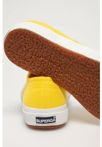 Superga Tenisówki damskie kolor żółty. Nosek buta: okrągły. Zapięcie: sznurówki. Kolor: żółty. Materiał: guma #4