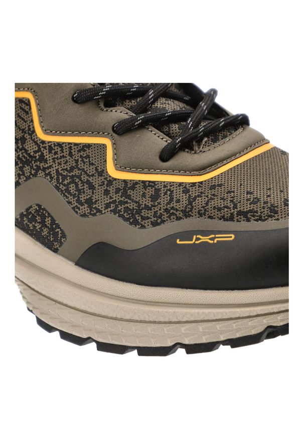 Zielone Sneakersy Military Jeep Stylowe Obuwie Męskie. Okazja: na co dzień. Kolor: zielony. Materiał: materiał. Szerokość cholewki: normalna. Wzór: moro. Sport: turystyka piesza
