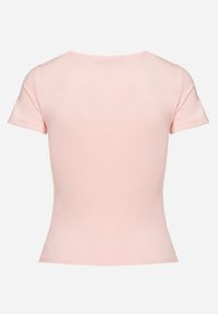 Born2be - Różowy T-shirt z Wiskozą o Dopasowanym Kroju z Dekoltem w Serek Folarisse. Typ kołnierza: dekolt w serek. Kolor: różowy. Materiał: wiskoza #3