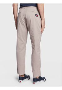 Tommy Jeans Chinosy Dad DM0DM13491 Beżowy Regular Fit. Kolor: beżowy. Materiał: bawełna #2
