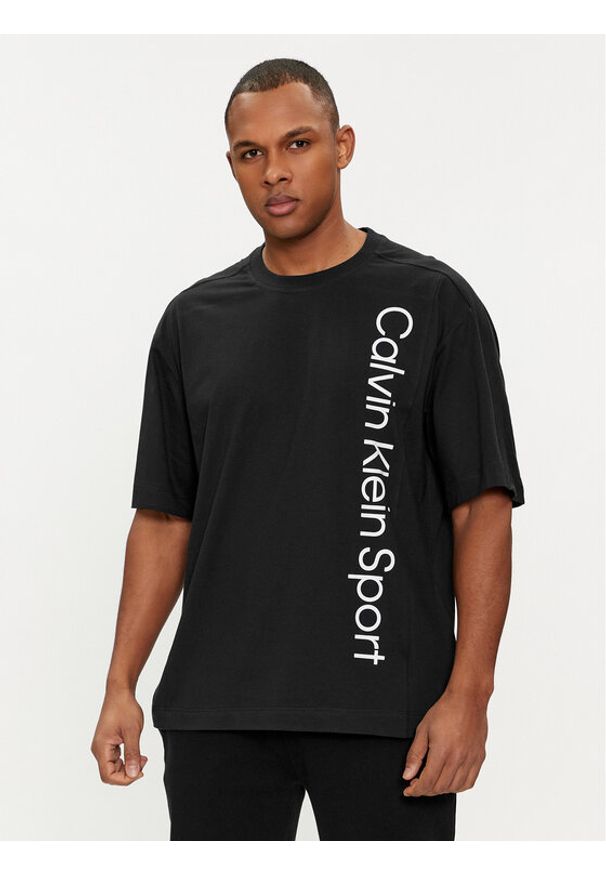 Calvin Klein Performance T-Shirt 00GMS4K173 Czarny Regular Fit. Kolor: czarny. Materiał: bawełna