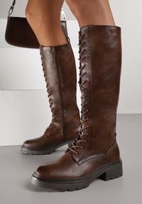 Born2be - Brązowe Kozaki w Stylu Workerów Cahrarah. Okazja: na co dzień. Kolor: brązowy. Materiał: jeans. Styl: klasyczny, casual #1