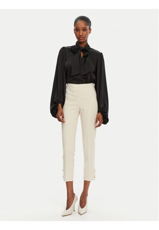 Rinascimento Spodnie materiałowe CFC0122858003 Écru Regular Fit. Materiał: syntetyk