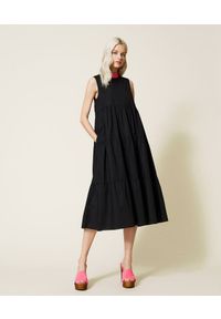 TwinSet - Czarna sukienka midi z popeliny Twinset. Kolor: czarny. Materiał: elastan, bawełna, prążkowany. Długość rękawa: bez rękawów. Długość: midi