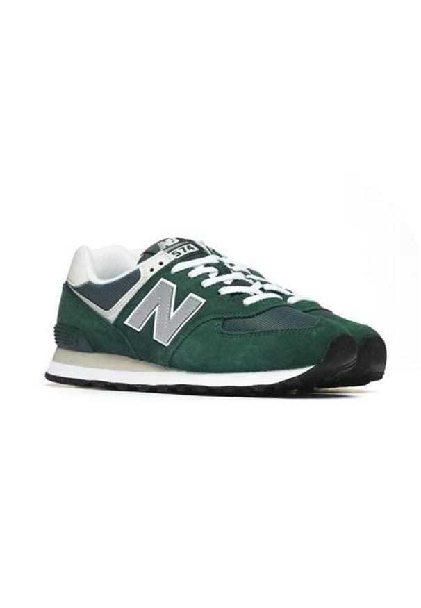 Buty do chodzenia męskie New Balance U574ESG. Zapięcie: sznurówki. Kolor: zielony. Materiał: skóra, tkanina, zamsz, materiał, syntetyk. Szerokość cholewki: normalna. Model: New Balance 574. Sport: turystyka piesza