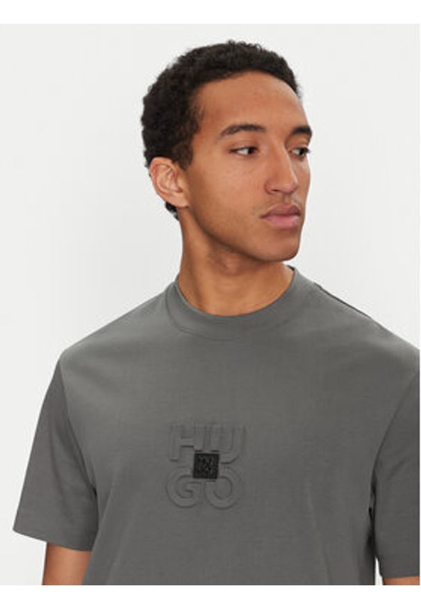 Hugo - HUGO T-Shirt Debostac 50535499 Szary Relaxed Fit. Kolor: szary. Materiał: bawełna