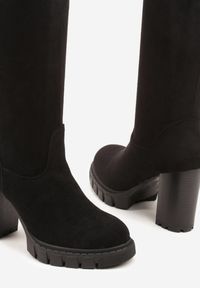 Born2be - Czarne Kozaki z Imitacji Zamszu na Słupkowym Obcasie Falirelle. Okazja: na co dzień. Kolor: czarny. Materiał: zamsz. Obcas: na obcasie. Styl: casual, elegancki. Wysokość obcasa: średni #5