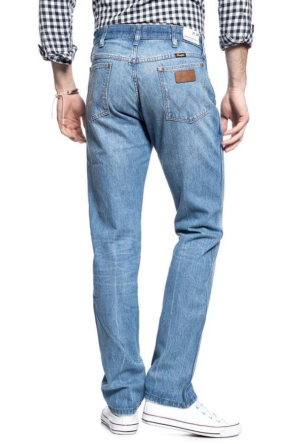 Wrangler - WRANGLER SPODNIE MĘSKIE GREENSBORO CENTER CREASE W15QY1306 112127139