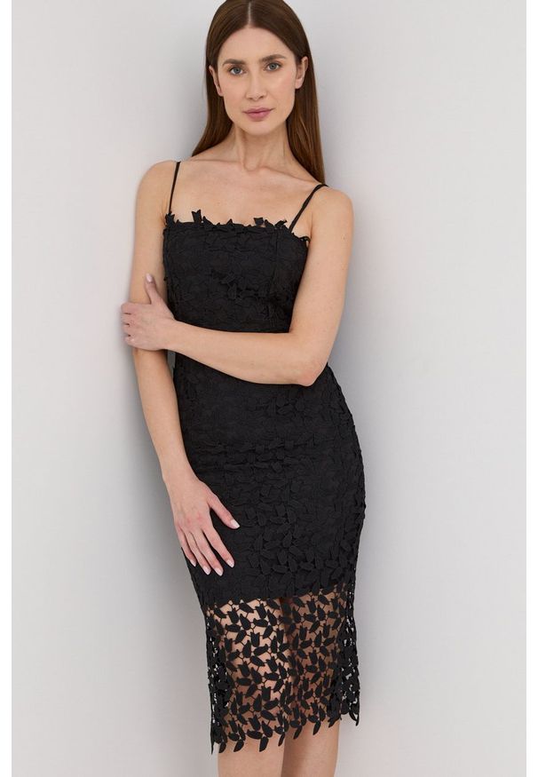 BARDOT - Bardot sukienka kolor czarny mini dopasowana. Kolor: czarny. Długość rękawa: na ramiączkach. Typ sukienki: dopasowane. Długość: mini