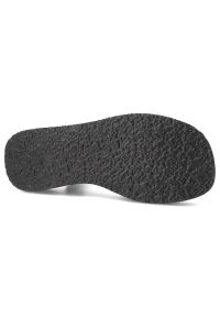 Złote Sandały S.Barski Stylowe Obuwie Damskie Ze Zwierzęcym Printem. Okazja: na co dzień. Zapięcie: pasek. Kolor: złoty. Wzór: nadruk, motyw zwierzęcy. Sezon: lato. Styl: elegancki #3