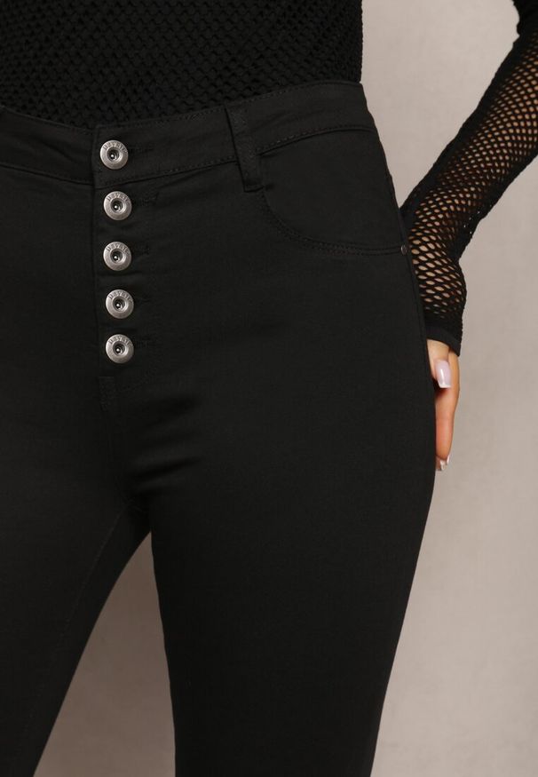 Renee - Czarne Spodnie Skinny Winvienne. Stan: podwyższony. Kolor: czarny. Długość: długie. Wzór: ażurowy