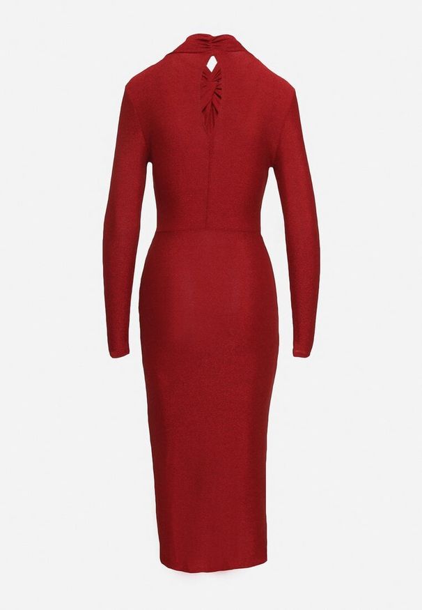 Born2be - Bordowa Brokatowa Sukienka z Asymetrycznymi Marszczeniami Alissel. Okazja: na imprezę. Kolor: czerwony. Materiał: skóra. Długość rękawa: długi rękaw. Typ sukienki: asymetryczne. Styl: wizytowy, klasyczny, rockowy