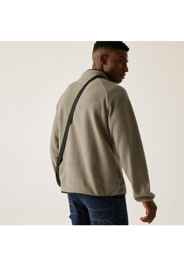 Regatta - Polar męski z suwakiem 1/2 Frankie Borg. Kolor: beżowy. Materiał: polar. Sport: turystyka piesza