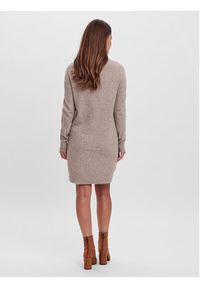 Vero Moda Sukienka dzianinowa 10215523 Beżowy Relaxed Fit. Kolor: beżowy. Materiał: syntetyk