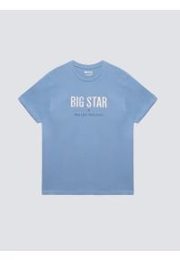 Big-Star - Koszulka męska o klasycznym kroju niebieska Bruno 400. Okazja: na co dzień. Kolor: niebieski. Materiał: jeans, bawełna. Długość rękawa: krótki rękaw. Długość: krótkie. Wzór: nadruk. Styl: klasyczny
