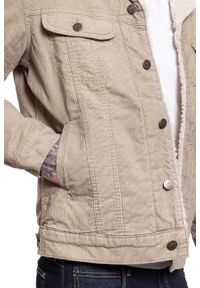 Lee - KURTKA ZIMOWA LEE SHERPA JACKET BEIGE L87AQM97 112122866. Materiał: bawełna, jeans, materiał, sztruks. Wzór: jednolity, kolorowy, nadruk. Sezon: zima. Styl: sportowy, elegancki, klasyczny, vintage #6