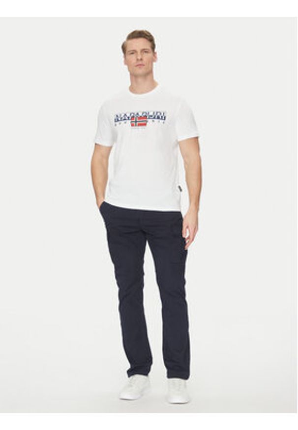 Napapijri T-Shirt S-Aylmer NP0A4HTO Biały Regular Fit. Kolor: biały. Materiał: bawełna