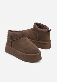 Born2be - Brązowe Wsuwane Śniegowce na Platformie z Cholewką z Zamszu Naturalnego Mevelessa. Zapięcie: bez zapięcia. Kolor: brązowy. Materiał: zamsz. Szerokość cholewki: normalna. Obcas: na platformie. Styl: elegancki #3