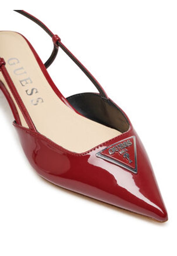 Guess Sandały FLPJSS PAF05 Czerwony. Kolor: czerwony. Materiał: skóra