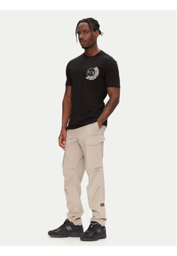Armani Exchange T-Shirt XM000556 AF10358 UC001 Czarny Regular Fit. Kolor: czarny. Materiał: bawełna