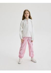 Reserved - Ortalionowe spodnie cargo - różowy. Kolor: różowy. Materiał: tkanina. Wzór: gładki