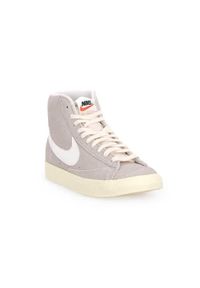 Buty do chodzenia męskie Nike Blazer Mid 77 Vntg W. Zapięcie: sznurówki. Kolor: beżowy, wielokolorowy. Materiał: guma, materiał. Szerokość cholewki: normalna. Sport: turystyka piesza